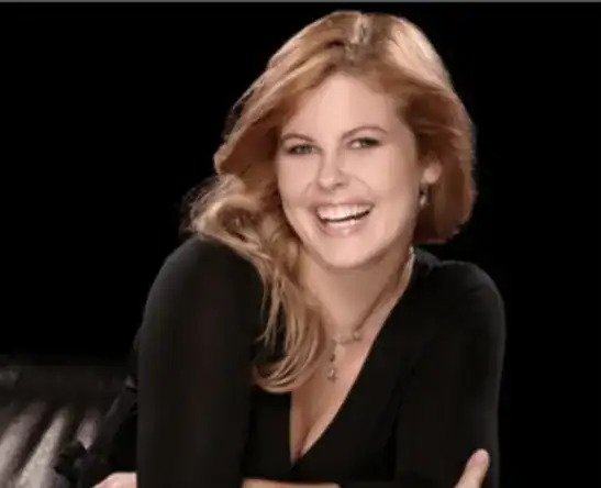 Meghan McCall is a 2x Grammy Award Winning Vocal Coach and founder of Voice 360.